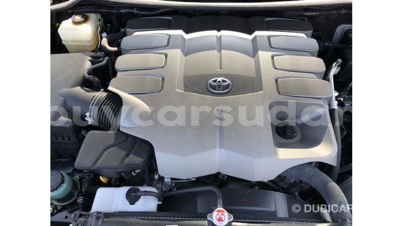 Big with watermark toyota land cruiser al jazirah state import dubai 3065