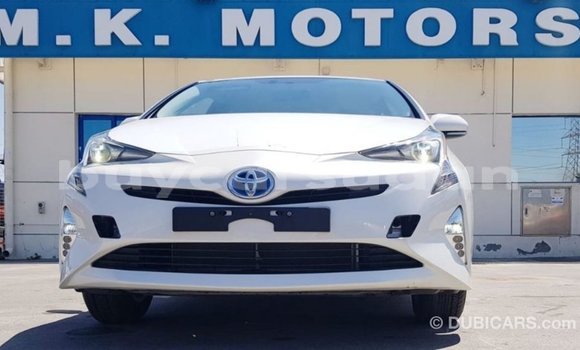 Buy Import Toyota Prius White Car in Import - Dubai in Al Jazirah State Buy Import Toyota Prius White Car in Import - Dubai in Al Jazirah State