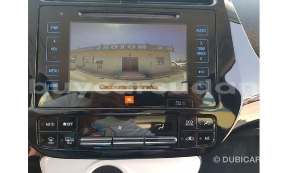 Buy Import Toyota Prius White Car in Import - Dubai in Al Jazirah State Buy Import Toyota Prius White Car in Import - Dubai in Al Jazirah State