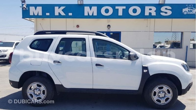 Big with watermark renault 19 al jazirah state import dubai 3074