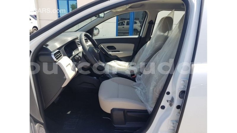 Big with watermark renault 19 al jazirah state import dubai 3074