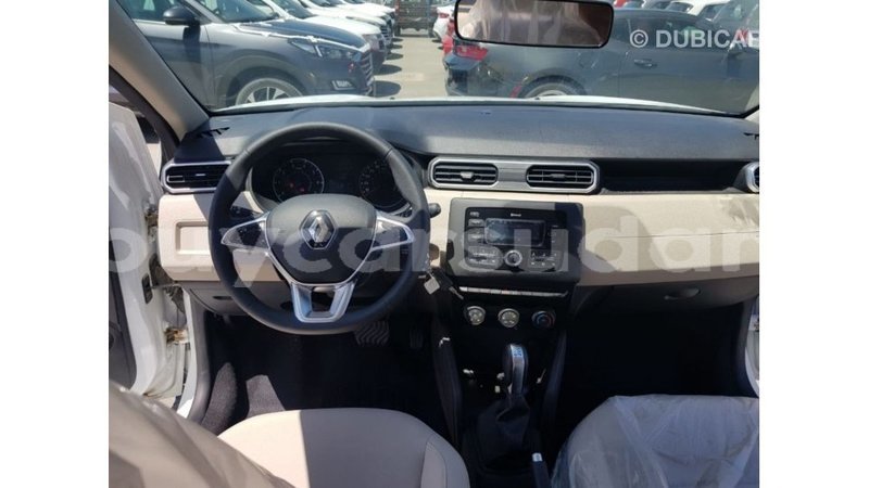 Big with watermark renault 19 al jazirah state import dubai 3074