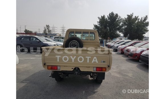 Buy Import Toyota Land Cruiser Beige Car in Import - Dubai in Al Jazirah State Buy Import Toyota Land Cruiser Beige Car in Import - Dubai in Al Jazirah State