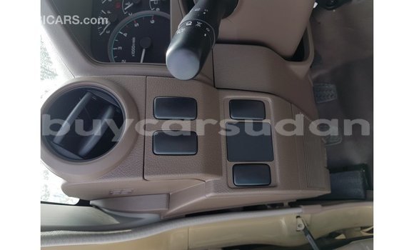 Buy Import Toyota Land Cruiser Beige Car in Import - Dubai in Al Jazirah State Buy Import Toyota Land Cruiser Beige Car in Import - Dubai in Al Jazirah State