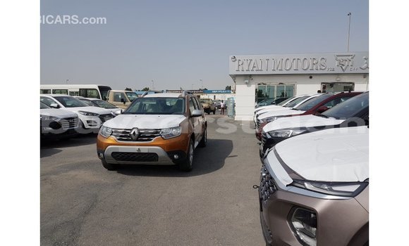 Buy Import Renault 19 Green Car in Import - Dubai in Al Jazirah State Buy Import Renault 19 Green Car in Import - Dubai in Al Jazirah State