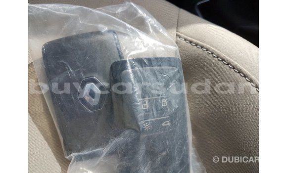 Buy Import Renault 19 Green Car in Import - Dubai in Al Jazirah State Buy Import Renault 19 Green Car in Import - Dubai in Al Jazirah State