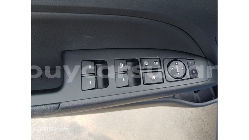 Big with watermark hyundai elantra al jazirah state import dubai 3084