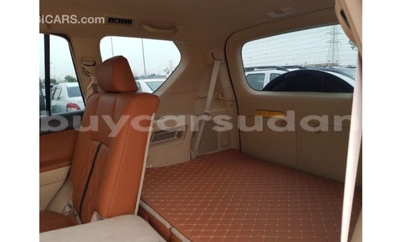Buy Import Toyota Prado White Car in Import - Dubai in Al Jazirah State Buy Import Toyota Prado White Car in Import - Dubai in Al Jazirah State
