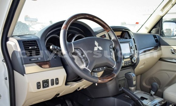 Buy Import Mitsubishi Pajero White Car in Import - Dubai in Al Jazirah State Buy Import Mitsubishi Pajero White Car in Import - Dubai in Al Jazirah State