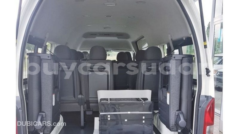 Big with watermark toyota hiace al jazirah state import dubai 3095