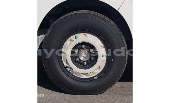 Buy Import Toyota Hiace White Car in Import - Dubai in Al Jazirah State Buy Import Toyota Hiace White Car in Import - Dubai in Al Jazirah State