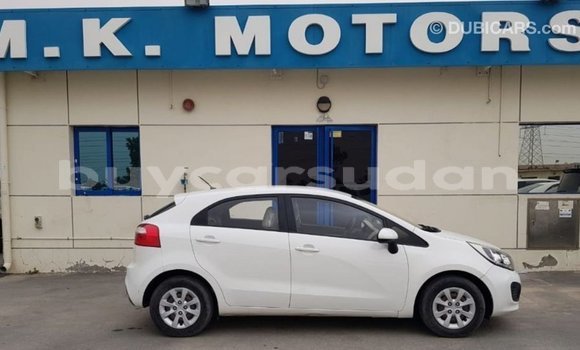 Buy Import Kia Carens White Car in Import - Dubai in Al Jazirah State Buy Import Kia Carens White Car in Import - Dubai in Al Jazirah State