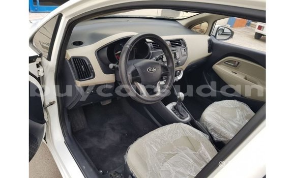 Buy Import Kia Carens White Car in Import - Dubai in Al Jazirah State Buy Import Kia Carens White Car in Import - Dubai in Al Jazirah State