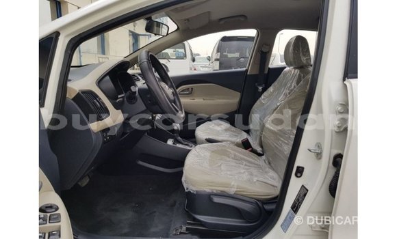 Buy Import Kia Carens White Car in Import - Dubai in Al Jazirah State Buy Import Kia Carens White Car in Import - Dubai in Al Jazirah State