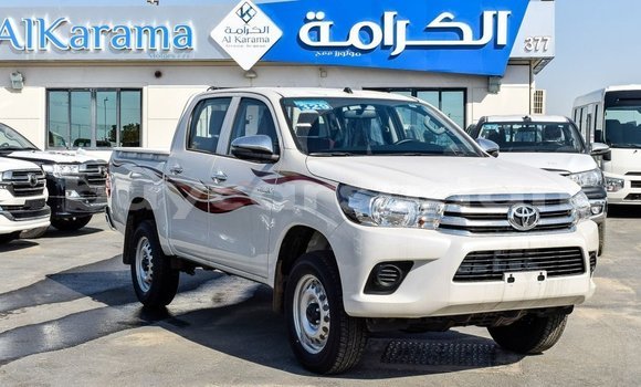 Buy Import Toyota Hilux White Car in Import - Dubai in Al Jazirah State Buy Import Toyota Hilux White Car in Import - Dubai in Al Jazirah State