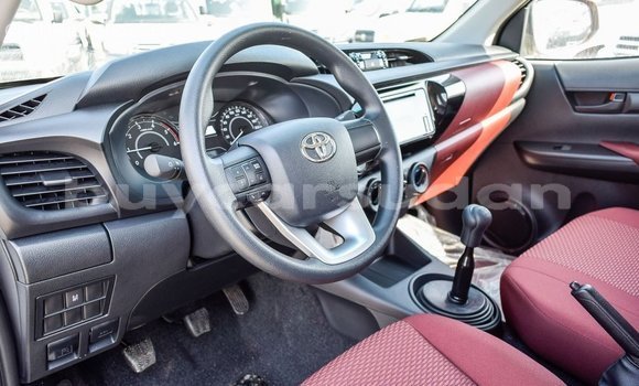 Buy Import Toyota Hilux White Car in Import - Dubai in Al Jazirah State Buy Import Toyota Hilux White Car in Import - Dubai in Al Jazirah State