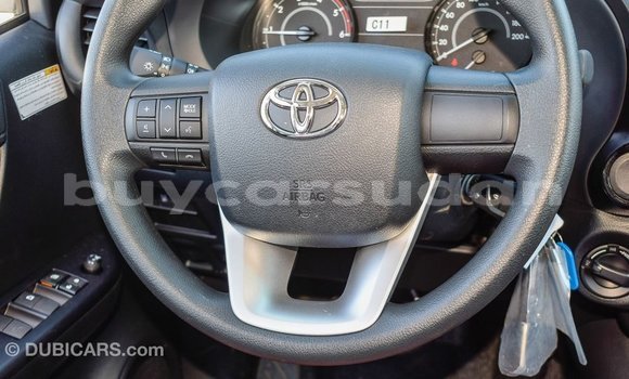 Buy Import Toyota Hilux White Car in Import - Dubai in Al Jazirah State Buy Import Toyota Hilux White Car in Import - Dubai in Al Jazirah State