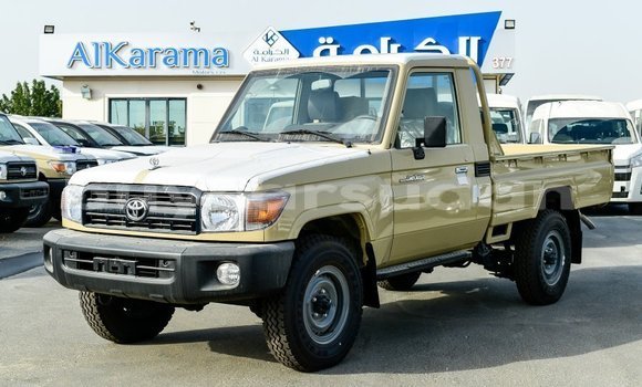 Buy Import Toyota Land Cruiser Beige Car in Import - Dubai in Al Jazirah State Buy Import Toyota Land Cruiser Beige Car in Import - Dubai in Al Jazirah State