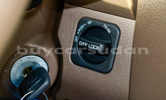 Buy Import Toyota Land Cruiser Beige Car in Import - Dubai in Al Jazirah State Buy Import Toyota Land Cruiser Beige Car in Import - Dubai in Al Jazirah State