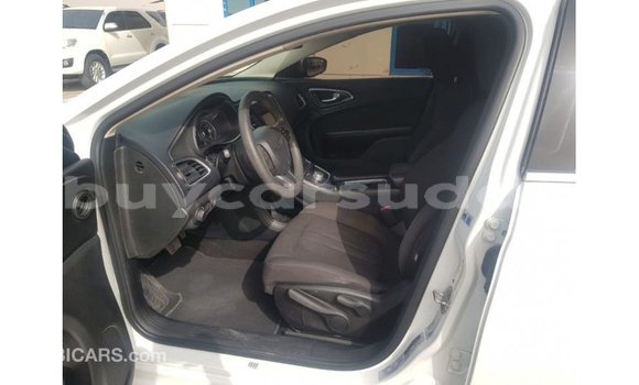 Buy Import Chrysler 200 White Car in Import - Dubai in Al Jazirah State Buy Import Chrysler 200 White Car in Import - Dubai in Al Jazirah State