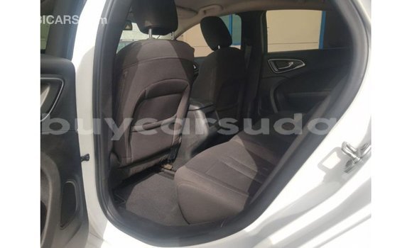 Buy Import Chrysler 200 White Car in Import - Dubai in Al Jazirah State Buy Import Chrysler 200 White Car in Import - Dubai in Al Jazirah State