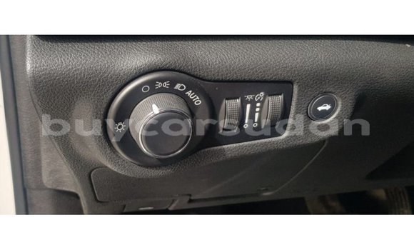 Buy Import Chrysler 200 White Car in Import - Dubai in Al Jazirah State Buy Import Chrysler 200 White Car in Import - Dubai in Al Jazirah State