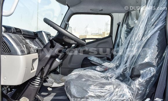 Buy Import Mitsubishi Carisma White Car in Import - Dubai in Al Jazirah State Buy Import Mitsubishi Carisma White Car in Import - Dubai in Al Jazirah State