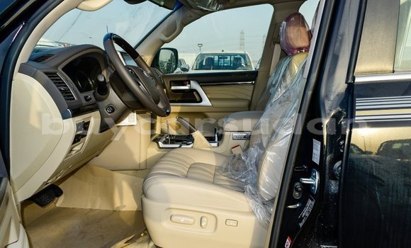 Buy Import Toyota Land Cruiser Black Car in Import - Dubai in Al Jazirah State Buy Import Toyota Land Cruiser Black Car in Import - Dubai in Al Jazirah State