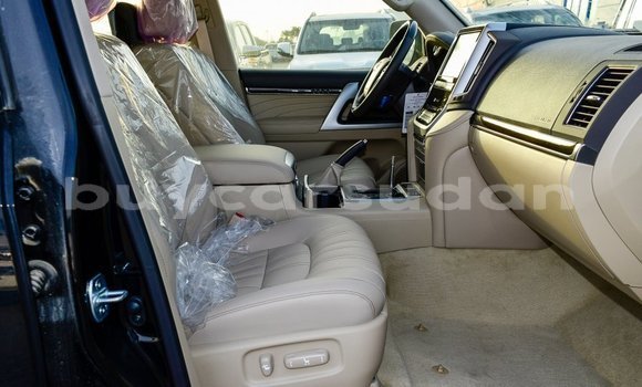 Buy Import Toyota Land Cruiser Black Car in Import - Dubai in Al Jazirah State Buy Import Toyota Land Cruiser Black Car in Import - Dubai in Al Jazirah State