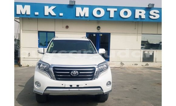 Buy Import Toyota Land Cruiser White Car in Import - Dubai in Al Jazirah State Buy Import Toyota Land Cruiser White Car in Import - Dubai in Al Jazirah State
