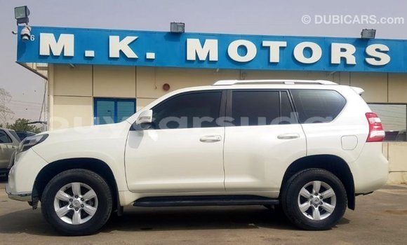Buy Import Toyota Land Cruiser White Car in Import - Dubai in Al Jazirah State Buy Import Toyota Land Cruiser White Car in Import - Dubai in Al Jazirah State