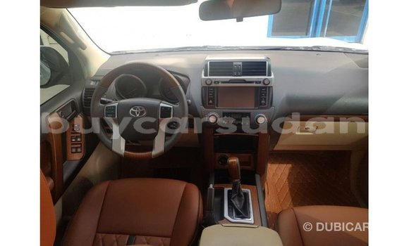Buy Import Toyota Land Cruiser White Car in Import - Dubai in Al Jazirah State Buy Import Toyota Land Cruiser White Car in Import - Dubai in Al Jazirah State