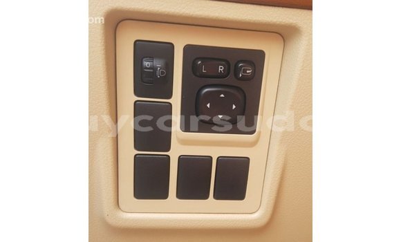 Buy Import Toyota Land Cruiser White Car in Import - Dubai in Al Jazirah State Buy Import Toyota Land Cruiser White Car in Import - Dubai in Al Jazirah State