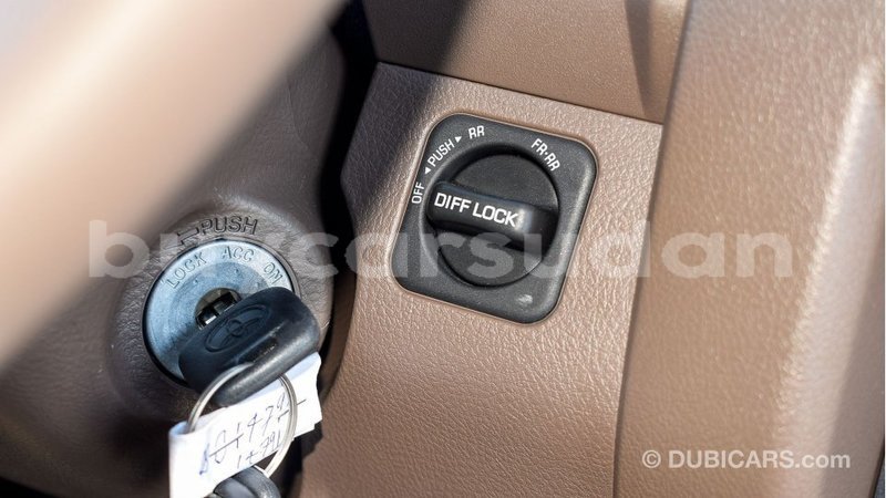 Big with watermark toyota land cruiser al jazirah state import dubai 3129