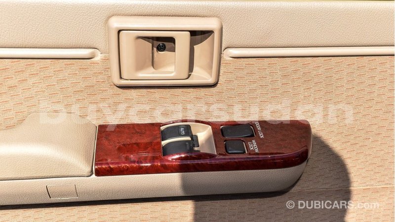 Big with watermark toyota land cruiser al jazirah state import dubai 3129