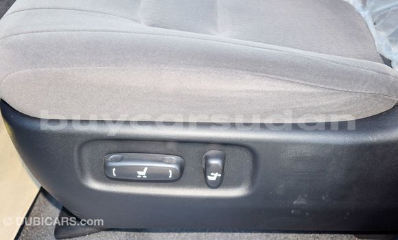 Buy Import Toyota Land Cruiser White Car in Import - Dubai in Al Jazirah State Buy Import Toyota Land Cruiser White Car in Import - Dubai in Al Jazirah State