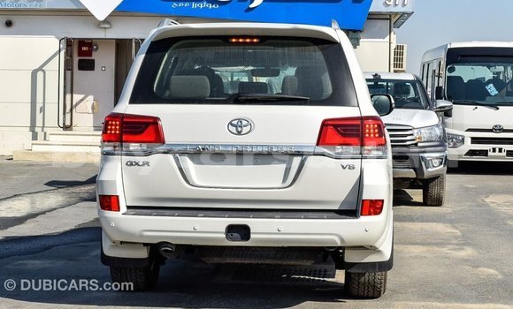 Buy Import Toyota Land Cruiser White Car in Import - Dubai in Al Jazirah State Buy Import Toyota Land Cruiser White Car in Import - Dubai in Al Jazirah State