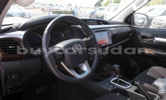 Buy Import Toyota Hilux White Car in Import - Dubai in Al Jazirah State Buy Import Toyota Hilux White Car in Import - Dubai in Al Jazirah State