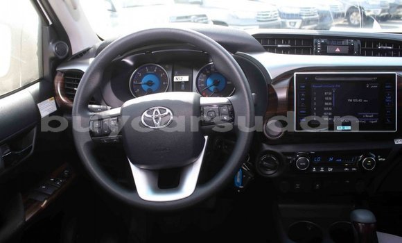 Buy Import Toyota Hilux White Car in Import - Dubai in Al Jazirah State Buy Import Toyota Hilux White Car in Import - Dubai in Al Jazirah State