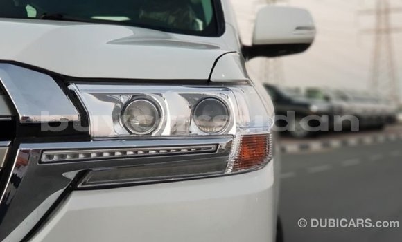 Buy Import Toyota Land Cruiser White Car in Import - Dubai in Al Jazirah State Buy Import Toyota Land Cruiser White Car in Import - Dubai in Al Jazirah State