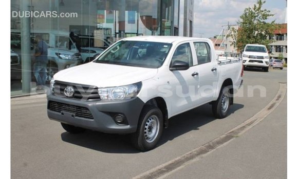 Buy Import Toyota Hilux White Car in Import - Dubai in Al Jazirah State Buy Import Toyota Hilux White Car in Import - Dubai in Al Jazirah State