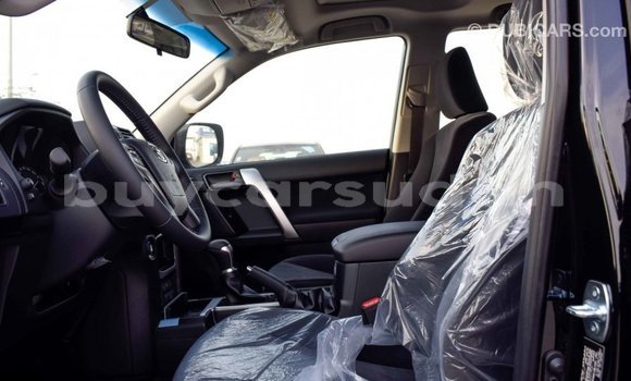 Acheter Import Voiture Toyota Prado Noir à Import - Dubai, État d'Al Jazirah Acheter Import Voiture Toyota Prado Noir à Import - Dubai, État d'Al Jazirah