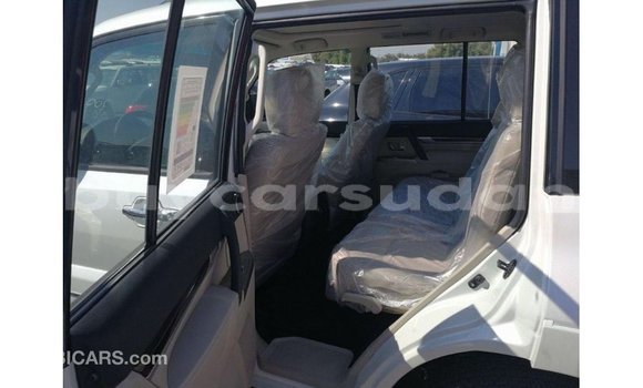 Buy Import Mitsubishi Pajero White Car in Import - Dubai in Al Jazirah State Buy Import Mitsubishi Pajero White Car in Import - Dubai in Al Jazirah State