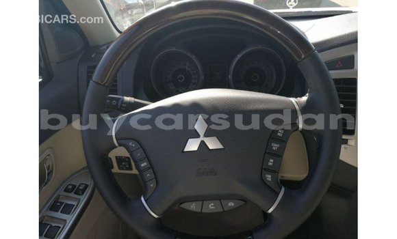 Buy Import Mitsubishi Pajero White Car in Import - Dubai in Al Jazirah State Buy Import Mitsubishi Pajero White Car in Import - Dubai in Al Jazirah State