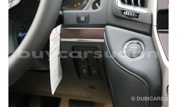 Buy Import Toyota Land Cruiser White Car in Import - Dubai in Al Jazirah State Buy Import Toyota Land Cruiser White Car in Import - Dubai in Al Jazirah State