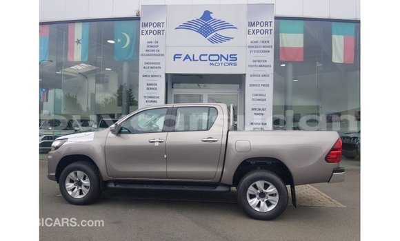 Buy Import Toyota Hilux Other Car in Import - Dubai in Al Jazirah State Buy Import Toyota Hilux Other Car in Import - Dubai in Al Jazirah State