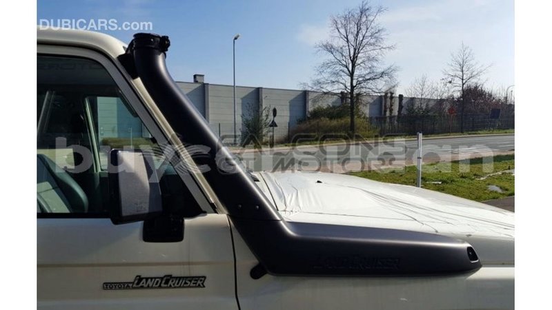Big with watermark toyota land cruiser al jazirah state import dubai 3196