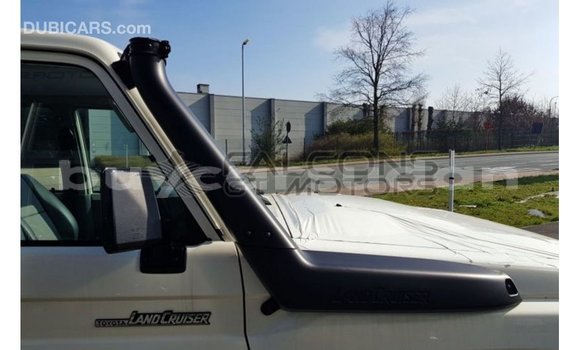 Buy Import Toyota Land Cruiser White Car in Import - Dubai in Al Jazirah State Buy Import Toyota Land Cruiser White Car in Import - Dubai in Al Jazirah State