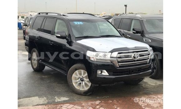 Acheter Import Voiture Toyota Land Cruiser Noir à Import - Dubai, État d'Al Jazirah Acheter Import Voiture Toyota Land Cruiser Noir à Import - Dubai, État d'Al Jazirah