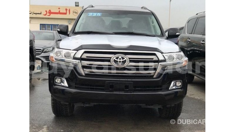 Big with watermark toyota land cruiser al jazirah state import dubai 3200